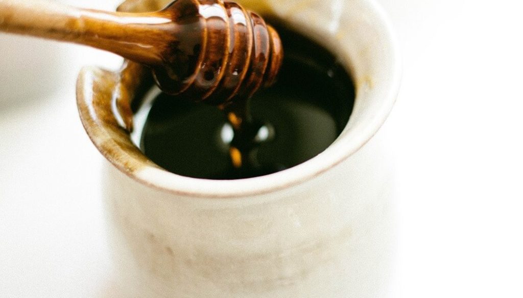 Ingwer Zitrone Honig – mit nur 3 Zutaten gegen lästige Erkältungen